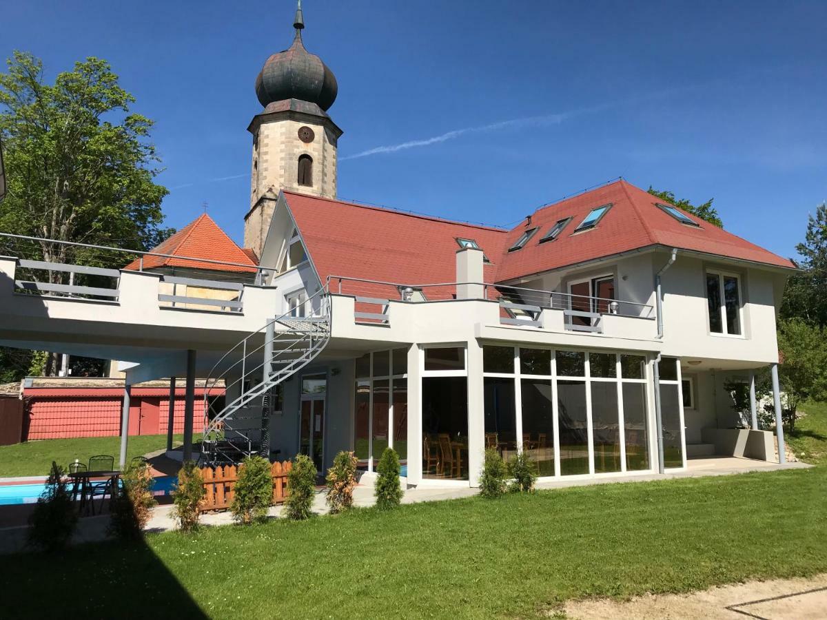 Beach Pension Хеб Екстериор снимка